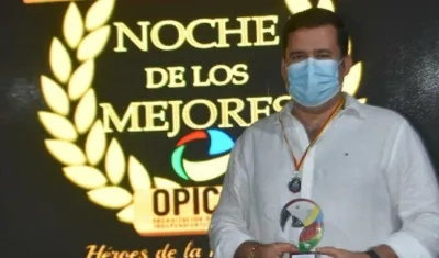 El Alcalde de Sabanagrande, Gustavo De La Rosa.