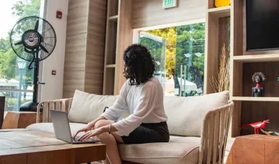 La idea de este concepto es convertir los hoteles en unos espacios de trabajo con todas las comodidades de las vacaciones.     