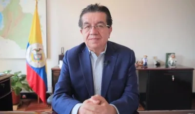 El ministro de Salud, Fernando Ruiz.