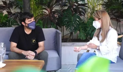 El Alcalde Jaime Pumarejo y la Gobernadora Elsa Noguera.