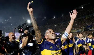 Carlos Tévez, delantero argentino. 