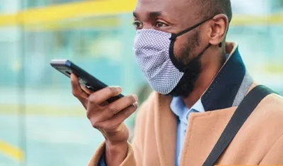 Imagen oficial de CDC sobre mascarillas en transporte público en Estados Unidos.