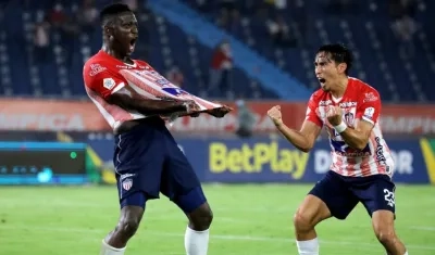 Cristian Martínez Borja y Fabián Sambueza apuntan a la titular del equipo. 