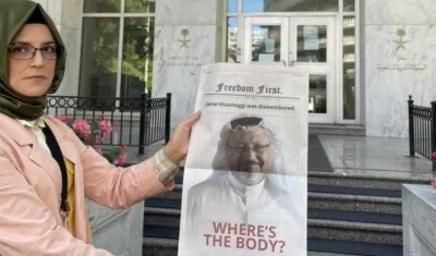 Hatice Cengiz, novia de Jamal Khashoggi.