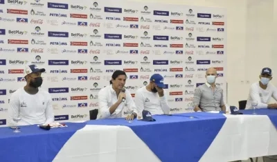 Rueda de prensa de Titanes.