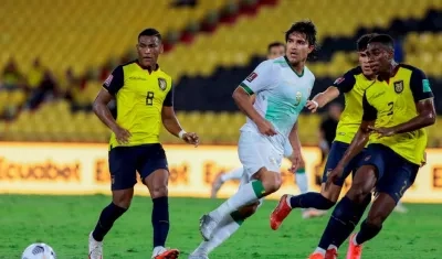 Ecuatorianos en 19 minutos golearon a Bolivia.