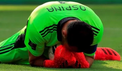 David Ospina en una de sus espectaculares atajadas.