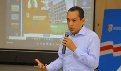 Danilo Hernández fue elegido rector de Uniatlántico.