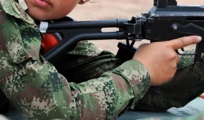 Imagen de referencia de mujer en el Ejército.