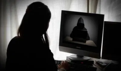 El hombre habría accedido a los menores por Facebook y tras ganarse su confianza posteriormente las habría abusado. 