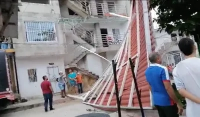 Techo caído en Ciudadela Metropolitana.