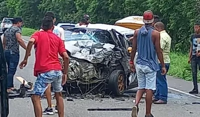 Así quedó el vehículo donde murió su conductor. 