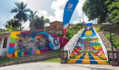 Mural en escaleras  “Un tejido de historias y sueños" en Usiacurí.