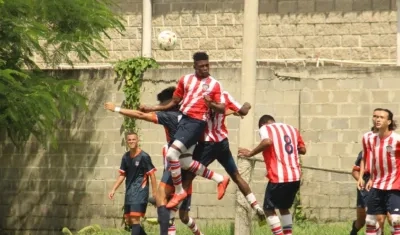 Junior es uno de los elencos participantes en el torneo. 