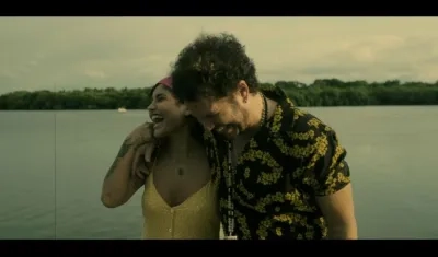 Martina, la peligrosa, acompaña a Cabas en su nuevo sencillo: 'Solos'.