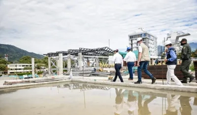 Piscinas de la 42 en Ibagué, inconclusas en una foto de archivo.