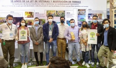 La jornada tuvo invitados especiales, beneficiarios de restitución de tierras, entre ellos Amalia Roa, Leidy Pérez, Diana Arias, de Norte de Santander; Obduver Murcia, Cristóbal Murcia de Tolima y José Duarte del Meta. 