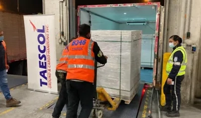 Imagen de las vacunas que llegaron.