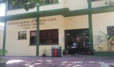 Fachada de Medicina Legal en Barranquilla.