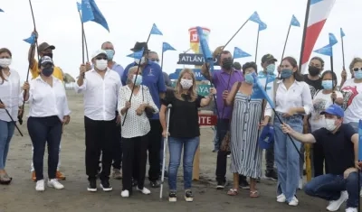 La gobernadora del Atlántico, Elsa Noguera, asistió al acto simbólico de inicio de las obras del ordenamiento de las playas Country y Sabanilla II.