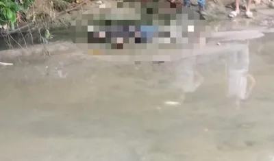 La víctima hallada en el arroyo El Platanal.