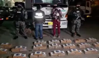 La droga incautada y los capturados.