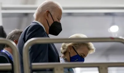  Joe Biden (izda) y Ursula von der Leyen