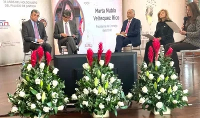 Representantes de las Altas Cortes durante los actos.