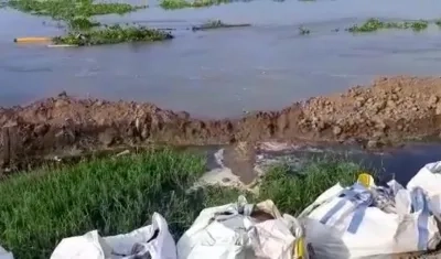 Zona donde está erosionado río Magdalena. 