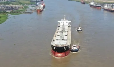 Canal de acceso al puerto de Barranquilla.