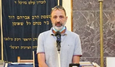  Shmuel Peleg, abuelo del niño Eitan.