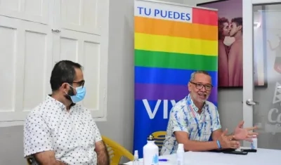 Wilson Castañeda, de Caribe Afirmativo; y Hemel Noreña, enlace para la población LGBTI de la Gobernación del Atlántico.
