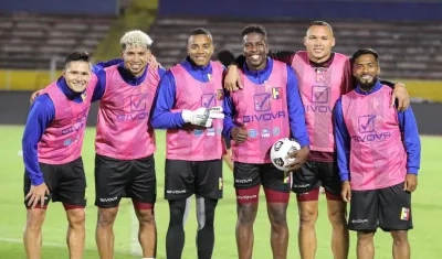 Luis 'Cariaco' González, con sus compañeros de Venezuela. 
