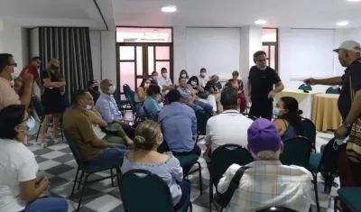 Aspecto de la reunión de asociaciones de usuario.