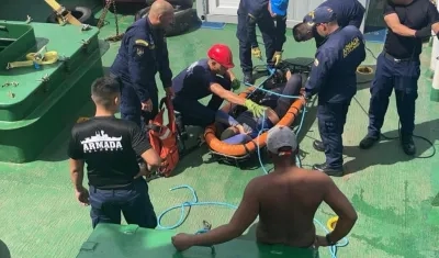 Al pescador lo mordió un tiburón durante faenas de pesca cerca del cayo Quitasueño.