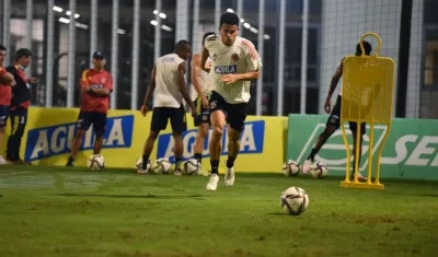 Luis Díaz durante la práctica. 