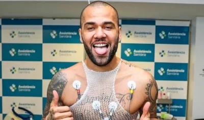 El lateral derecho Dani Alves.