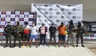 Los capturados quedaron a disposición de la Fiscalía. 