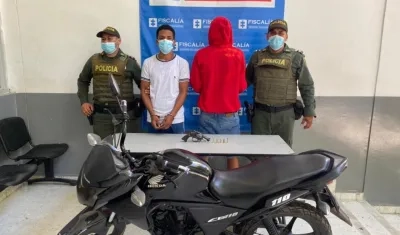 Los dos capturados fueron dejados a disposición de la Fiscalía. 