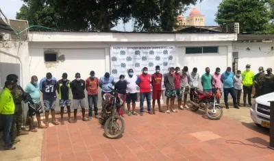 Presuntos integrantes del 'Clan del Golfo' capturados en El Carmen de Bolívar. 