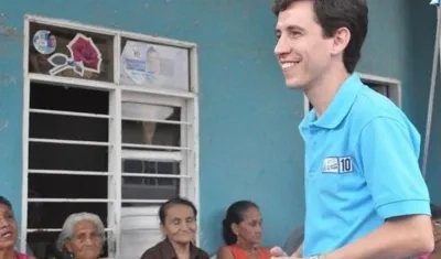 Enrique Vives Caballero pasa a detención domiciliaria, tras dos meses de cárcel. 