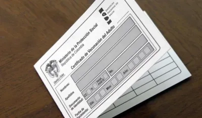 Carnet de vacunación de Covid-19, con esquema completo será exigido en Colombia.