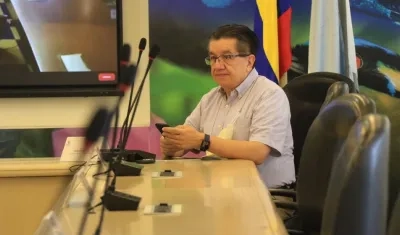 El ministro de Salud, Fernando Ruiz.