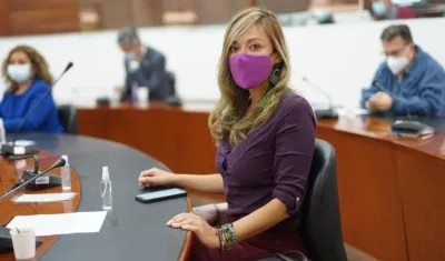 La representante Katherine Miranda, de la Alianza Verde.