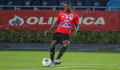 Germán Mera, defensa de Junior. 