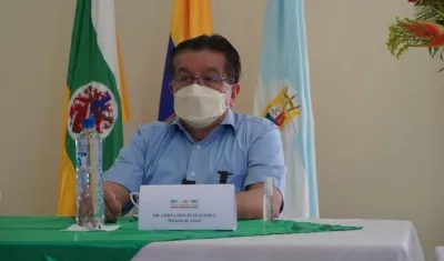 El ministro de Salud, Fernando Ruiz.