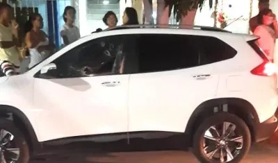 Vehículo donde se movilizaba la víctima del atraco.