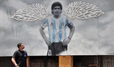 Mural en honor a Diego Maradona. 