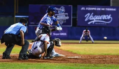 Harold Ramírez consume un turno ante Gigantes. 