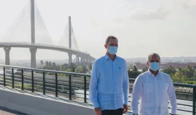 Imagen de la visita del Rey Felipe VI al Puente Pumarejo.